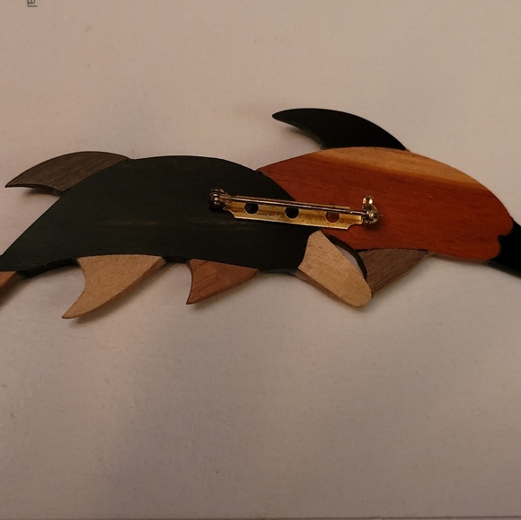SOLD Fantastic Inlaid Wood Brooch - Picture 3 of 3